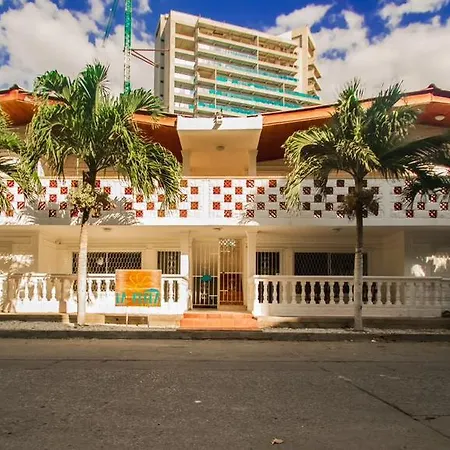 La Perla Hostel